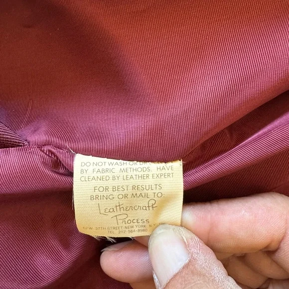 Vintage 70s style Women's Burgundy Leather Coat - Picture 3 of 10
